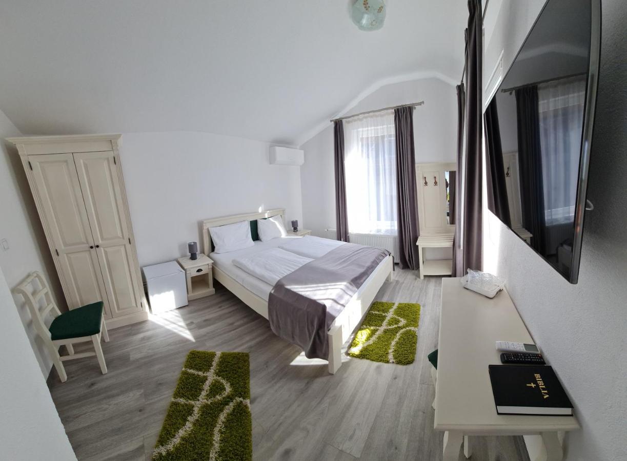 Palas Boutique Sighişoara Zimmer foto