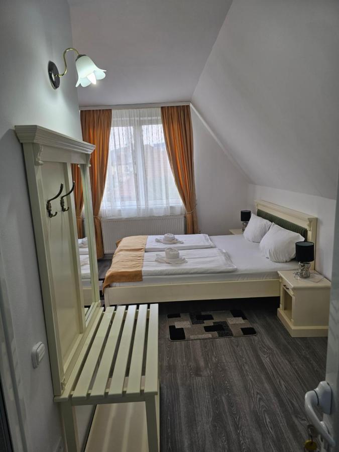 Palas Boutique Sighişoara Zimmer foto