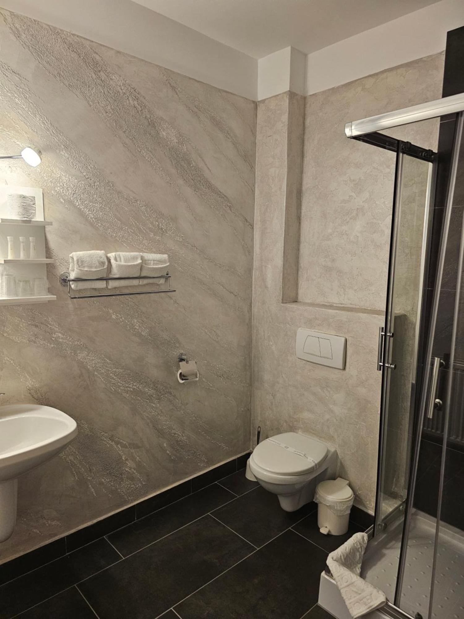 Palas Boutique Sighişoara Zimmer foto